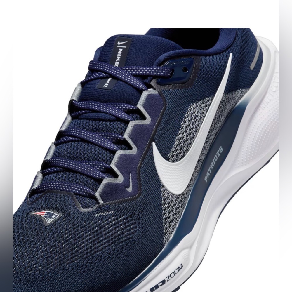 NIKE ZOOM PEGASUS 41 PATRIOTS Size 11.5 - Picture 5 of 13